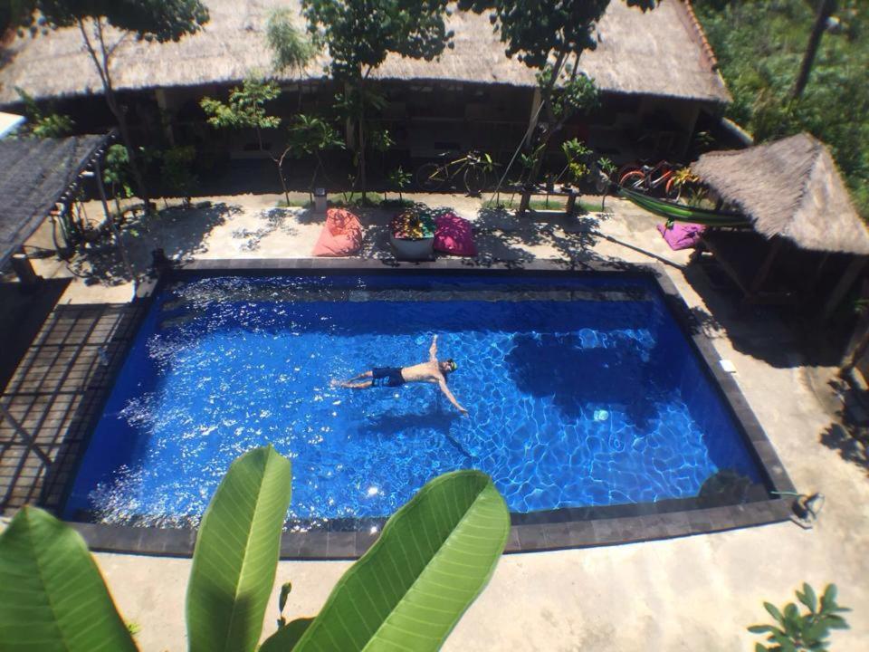 Indigenous Bungalow Gili Trawangan Buitenkant foto