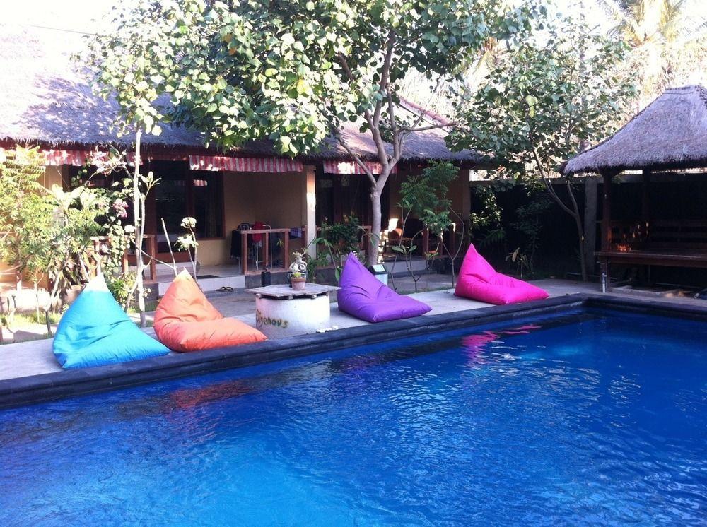 Indigenous Bungalow Gili Trawangan Buitenkant foto