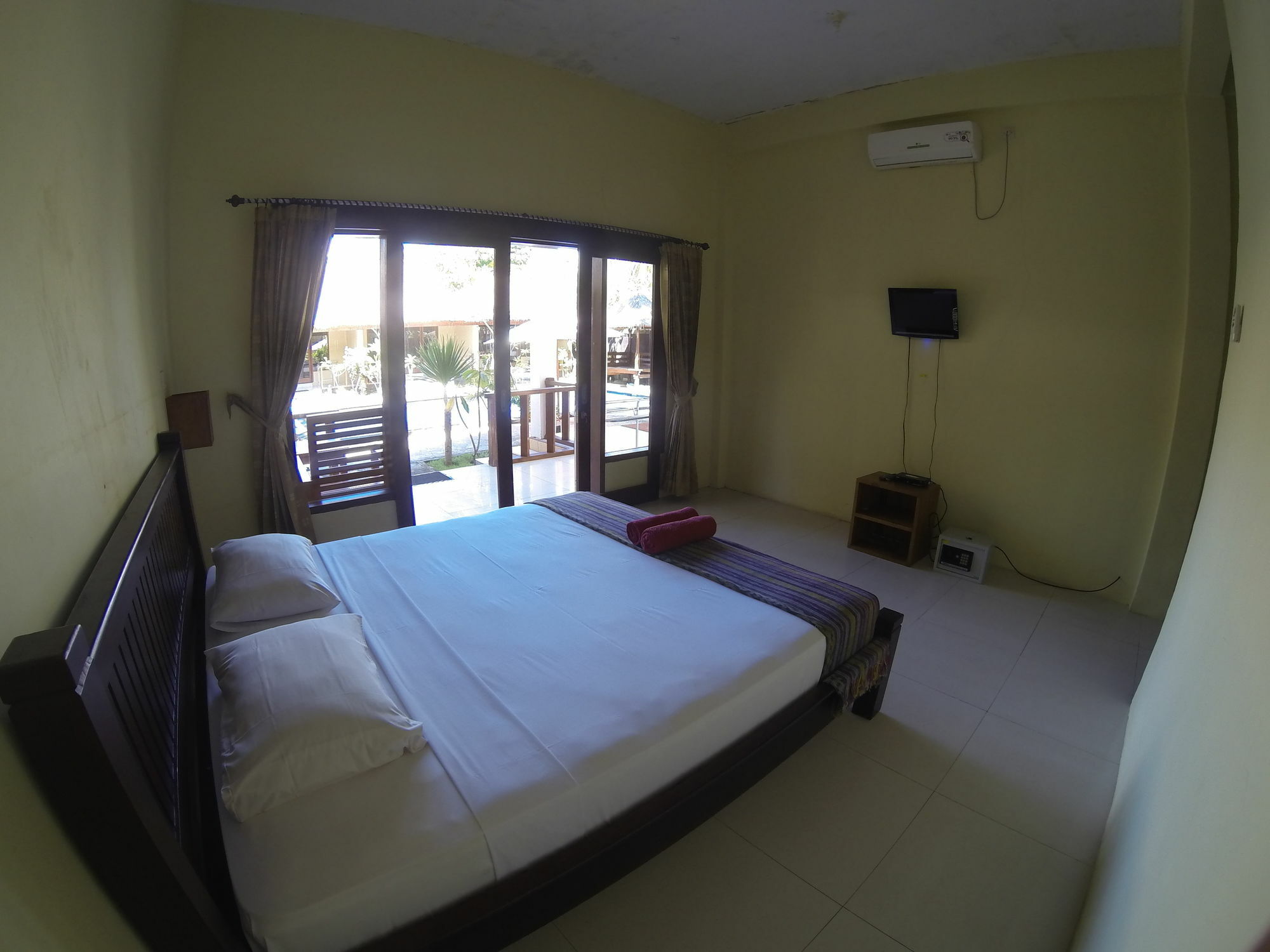 Indigenous Bungalow Gili Trawangan Buitenkant foto